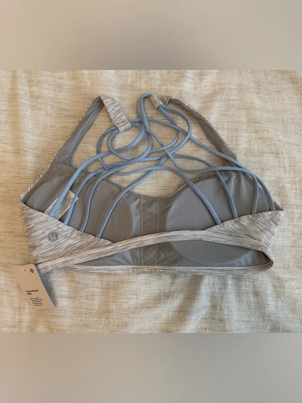Lululemon Free to Be Bra
